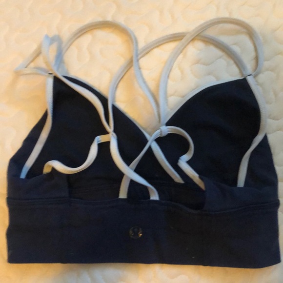 Lululemon sports bra - Picture 2 of 2